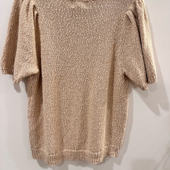 Universal Thread Short Sleeve Sweater - Picture 5 of 9
